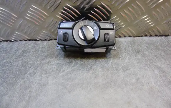 BMW 5 E60 E61 Light switch 6988555