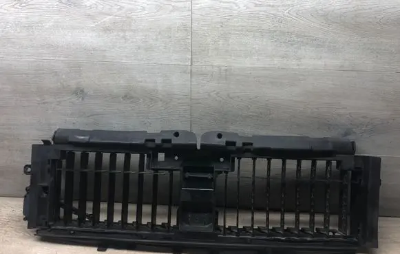 Mercedes-Benz E W213 Intercooler air guide/duct channel A2135002300