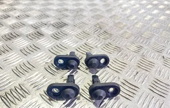 Toyota Auris E180 Front door sensor P31