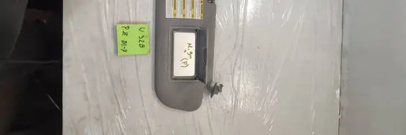 Mazda 3 I Sun visor 215489789