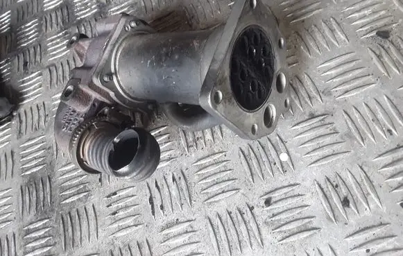 Renault Scenic II - Grand scenic II EGR valve cooler 8200545260