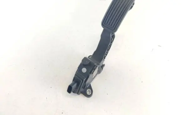 Toyota Auris E180 Accelerator throttle pedal 7811002120 16054B 14445564439