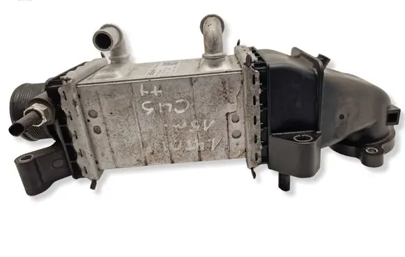 Volkswagen Polo V 6R Intercooler radiator DF524003 04B145749K