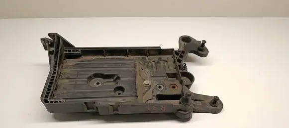 Volkswagen e-Golf Battery tray 5Q0915321 5Q0915331J