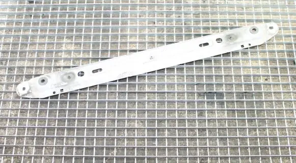 Peugeot RCZ Radiator support slam panel bracket 829C1514