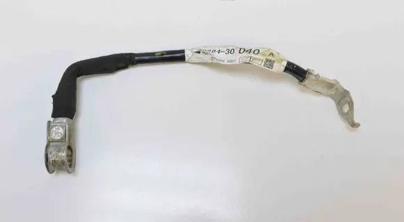 Lexus GS 300 350 430 450H Positive wiring loom 8228430040