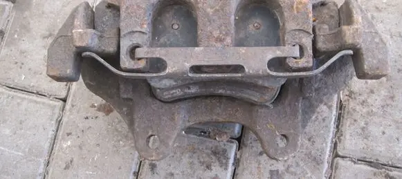 Mercedes-Benz GL X164 Front brake caliper