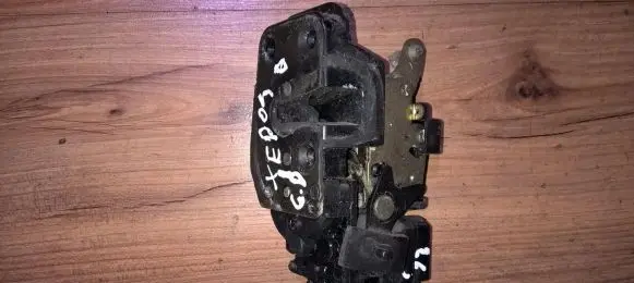Mazda Xedos 6 Rear door lock