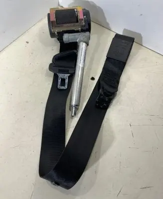 Audi A6 S6 C5 4B Front seatbelt 4A0857706AE 040719948 566022400