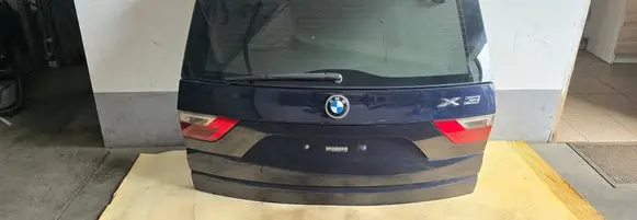 BMW X3 E83 Tailgate/trunk/boot lid