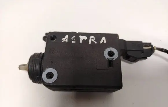 Opel Astra G Central locking motor 90460062 1101215 5406