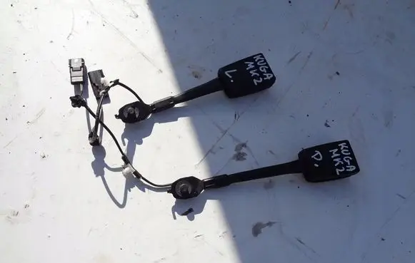 Ford Kuga II Seat belt trim PASYBEZPIECZESTWA