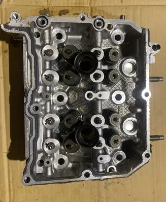 Subaru Forester SK Engine head 11039AC710