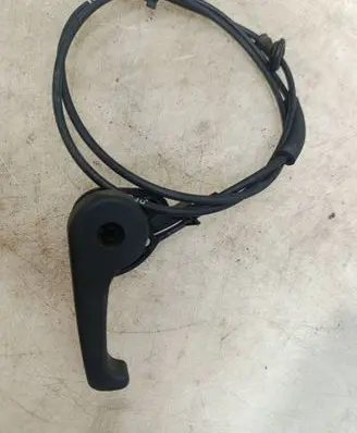 Hyundai Santa Fe Engine bonnet (hood) release handle 