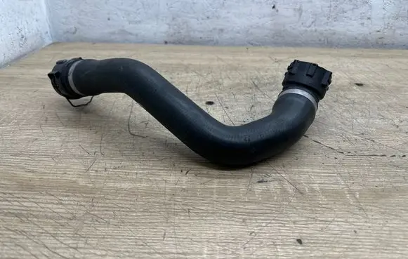 BMW 3 F30 F35 F31 Engine coolant pipe/hose 7596838 129581