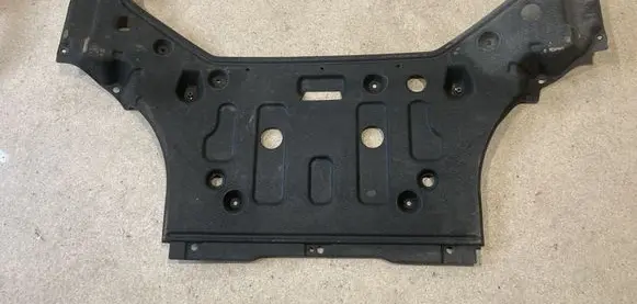 Hyundai Ioniq 5 Engine splash shield/under tray 84291GI000
