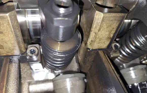 Skoda Octavia Mk2 (1Z) Fuel injector