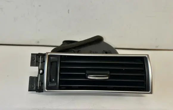 Audi A6 S6 C6 4F Dashboard side air vent grill/cover trim 4F1820902D