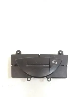 Mercedes-Benz E W211 Parking (PDC) sensor switch 2118206510