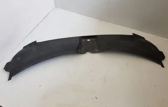 Audi A6 S6 C6 4F Radiator trim 4F0807081