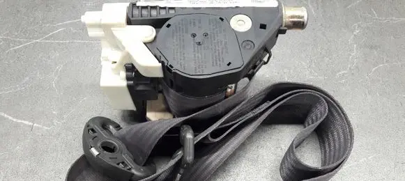 Fiat Punto (199) Front seatbelt 33006710C
