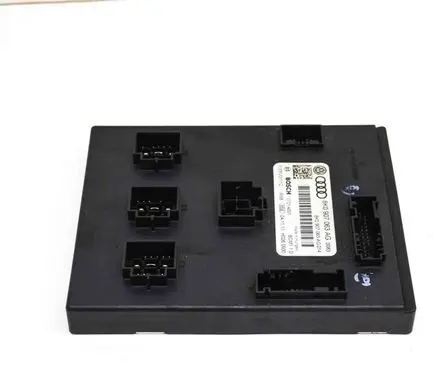 Audi A5 8T 8F Central body control module 8K0907063AG F005V01112