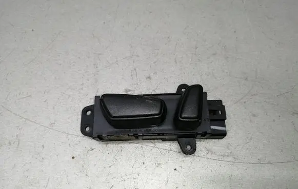 Chrysler 300M Seat control switch 