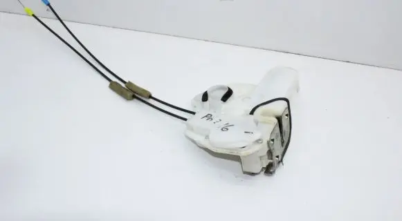 Mitsubishi ASX Front door lock