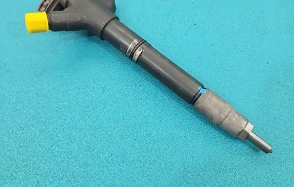 Toyota RAV 4 (XA40) Fuel injector 2367026071 IMPRK1568084