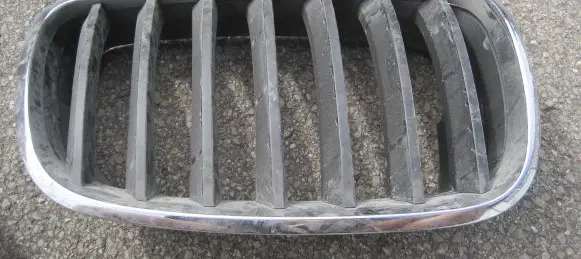 BMW X5 E70 Front bumper upper radiator grill 7171396