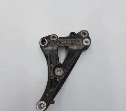 Mini Cooper Countryman R60 A/C compressor mount bracket V758078180