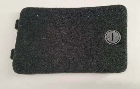 Volkswagen PASSAT B6 Other trunk/boot trim element 1J0867468