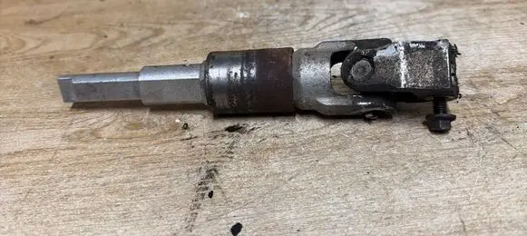 Volvo V70 Steering column universal joint 