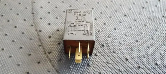Audi 100 200 5000 C3 Other relay 431955531