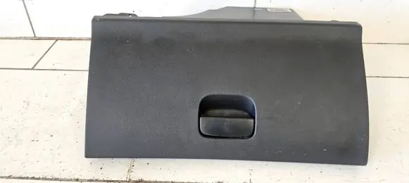 Peugeot RCZ Glove box 9655993677