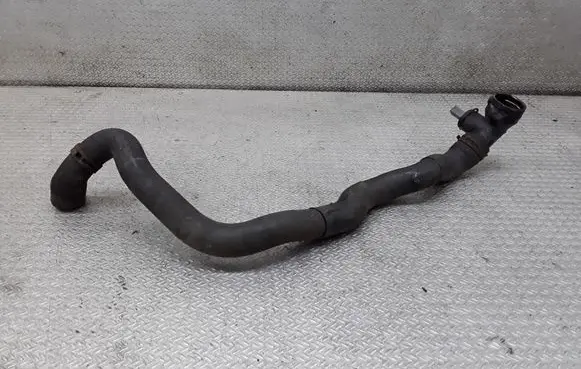 Volkswagen Golf V Engine coolant pipe/hose