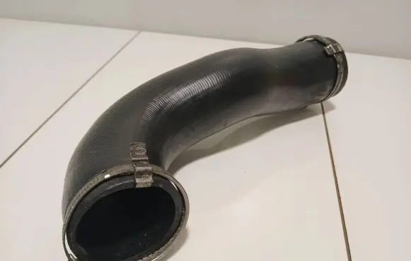 Jaguar XF Intercooler hose/pipe 6w936f073ab