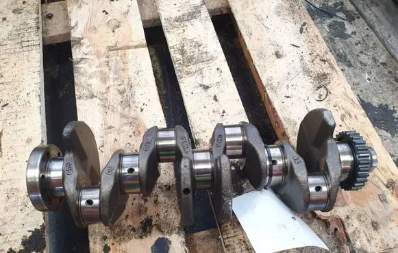 Skoda Octavia Mk3 (5E) Crankshaft CLHA 1.6 TDI