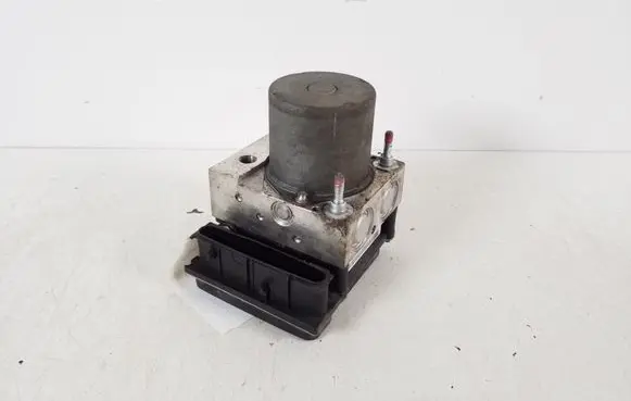 Toyota Avensis T270 ABS Pump 44540-05070