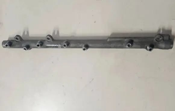 BMW X5 E70 Fuel main line pipe 7795514