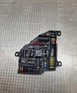 BMW X3 F25 Fuse module 9210860 02633574 117033453