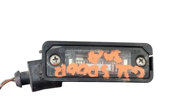 Volkswagen Golf V Number plate light 3D0943021A
