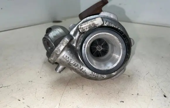 Opel Insignia A Turbo 7704770001 dk7028371B