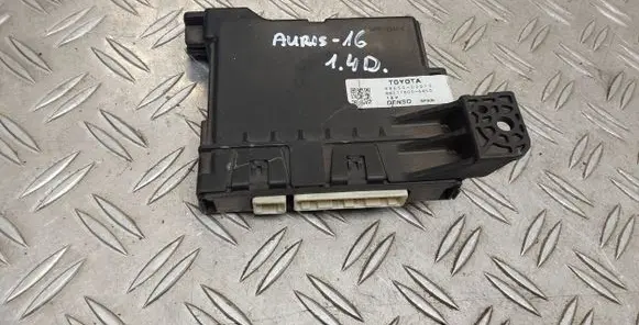 Toyota Auris E180 Climate control unit 8865002D70