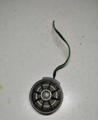 Audi A6 S6 C4 4A Front door high frequency speaker 8D0035399