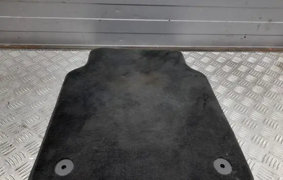 Audi A8 S8 D4 4H Rear floor mat 4H4863731G