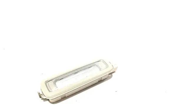 Audi Q2 - Front seat light 4M0947105 110819