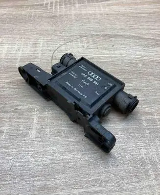 Audi 100 S4 C4 Door control unit/module 4A0959981 Used