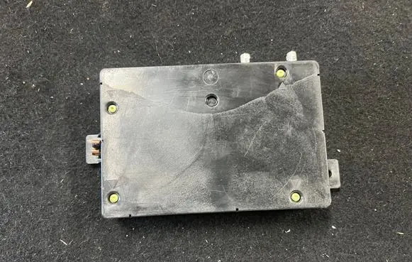 Chevrolet Camaro Bluetooth control unit module 84090560