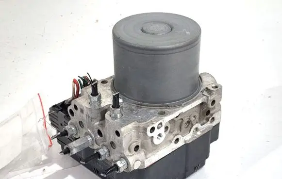 Lexus IS III XE30 ABS Pump 4454053430
